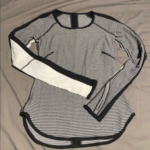 Like New Lululemon Long Sleeve Runner Top Sz 4